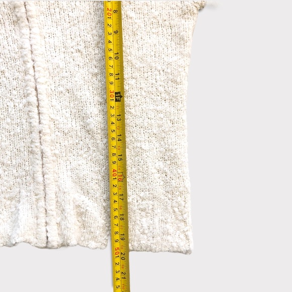 π 2/$50 Vintage Embroidery Sweater | Women's Medium - Picture 8 of 8